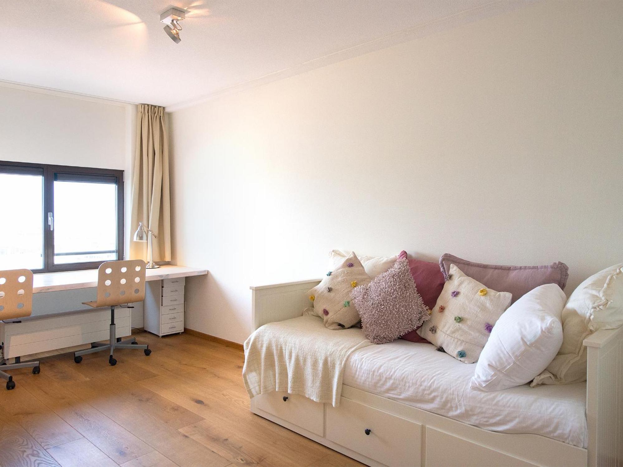 BizStay Harbour III Scheveningen Apartments Den Haag Kamer foto