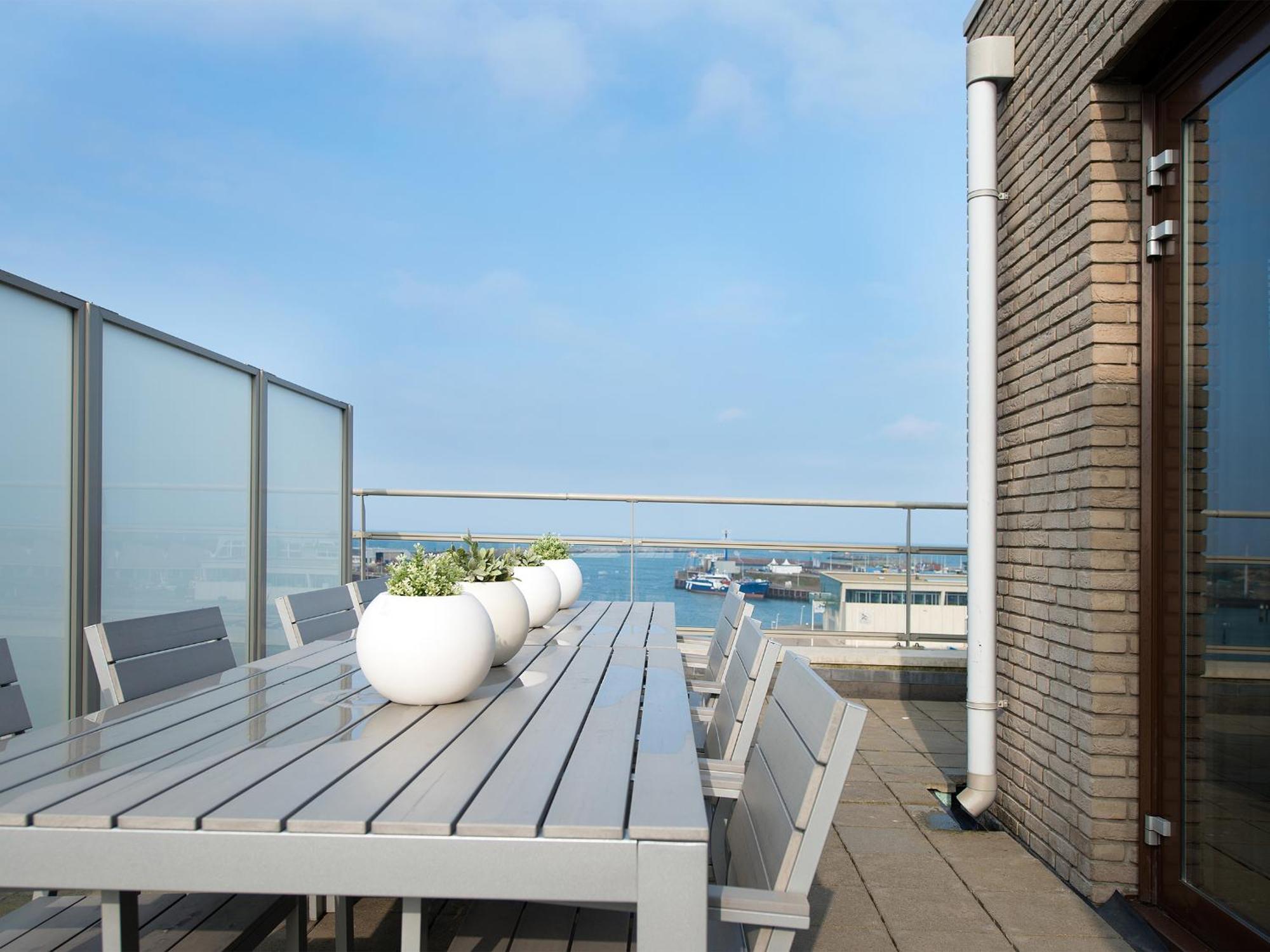 BizStay Harbour III Scheveningen Apartments Den Haag Kamer foto